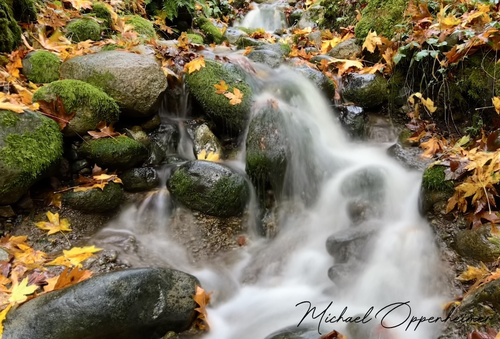 water-on-rocks9811